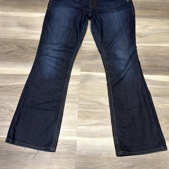 Silver Jeans Women's Deep Indigo Flare Jeans size 32 - Picture 3 of 9